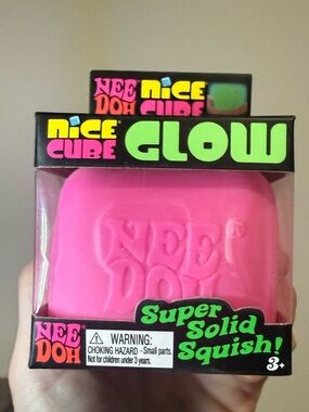NeeDoh Nice CubeGlow Super Solid Squish - PINK Glow in the dark